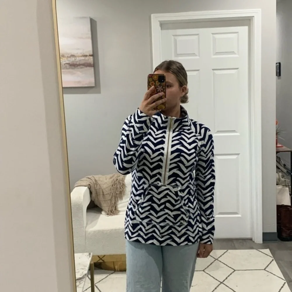 Lilly Pulitzer Sweatshirt Skipper Popover Quarter Zip in Blue White